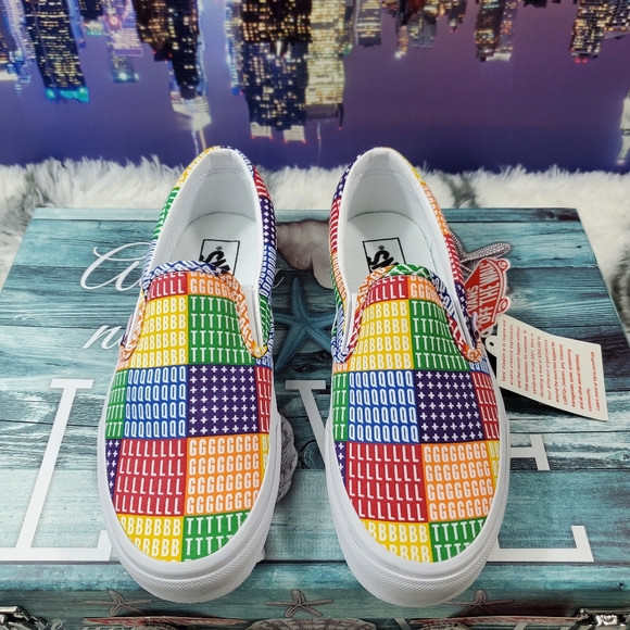 Vans Pride Classic Slip on - Picture 14 of 15